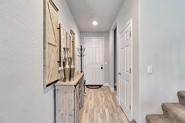 1579 Medellin Lane, Clovis, CA 93619