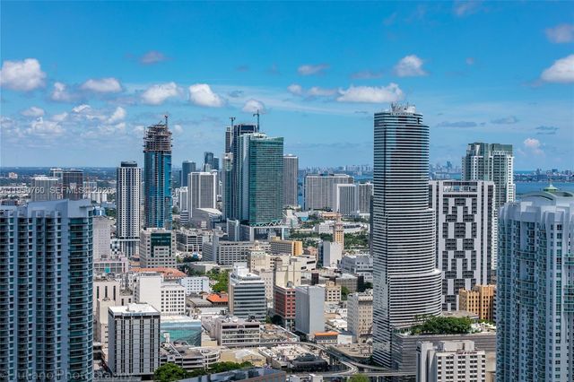 55 SW 9th St PH4603, Miami, FL 33130