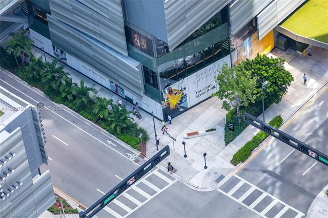 55 SW 9th St PH4603, Miami, FL 33130