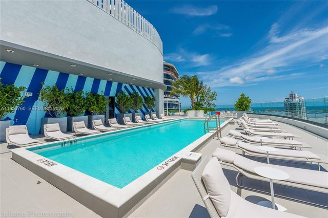 55 SW 9th St PH4603, Miami, FL 33130