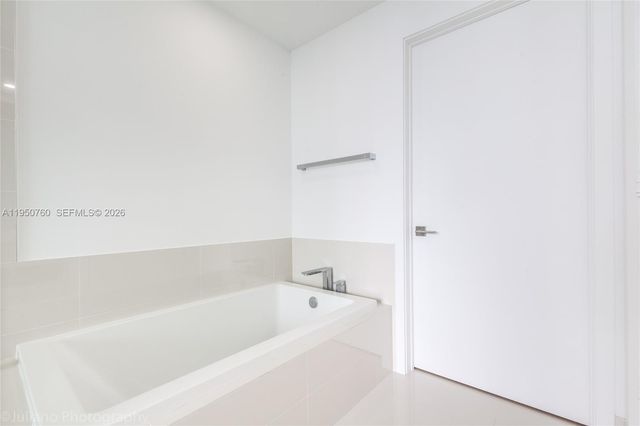 55 SW 9th St PH4603, Miami, FL 33130