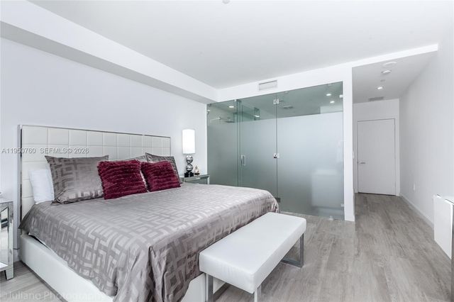 55 SW 9th St PH4603, Miami, FL 33130