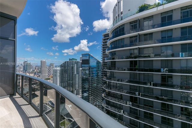 55 SW 9th St PH4603, Miami, FL 33130