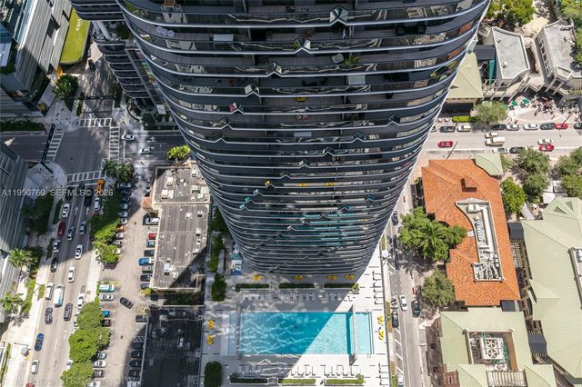 55 SW 9th St PH4603, Miami, FL 33130