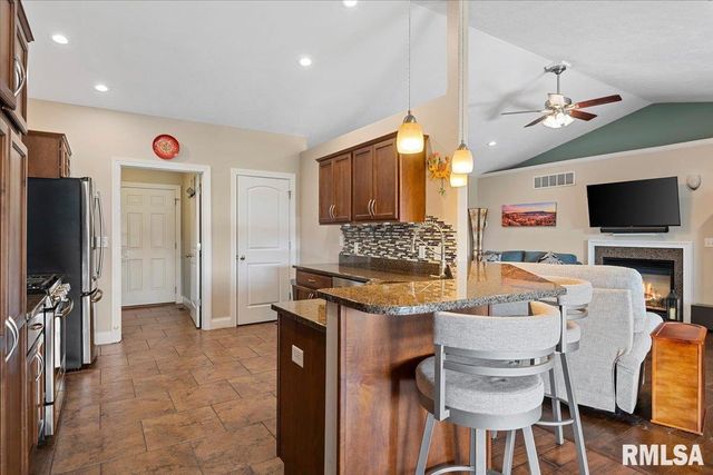 4090 Highbury Drive, Springfield, IL 62711