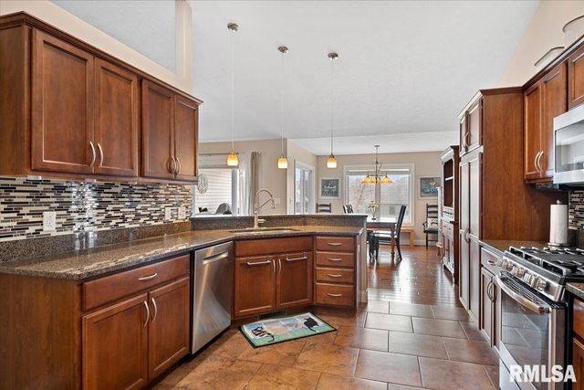 4090 Highbury Drive, Springfield, IL 62711