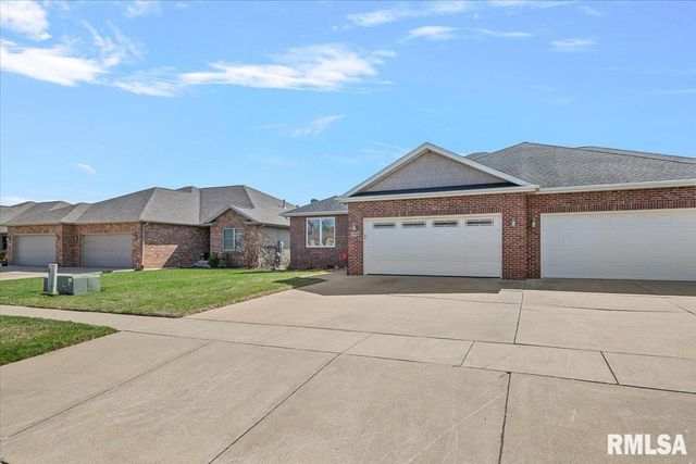 4090 Highbury Drive, Springfield, IL 62711