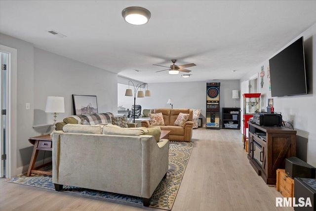 4090 Highbury Drive, Springfield, IL 62711