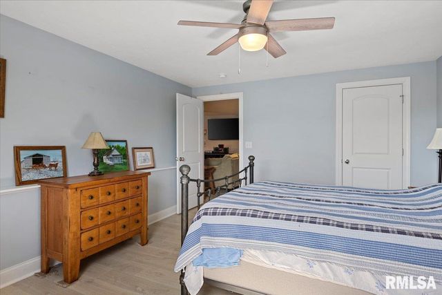 4090 Highbury Drive, Springfield, IL 62711