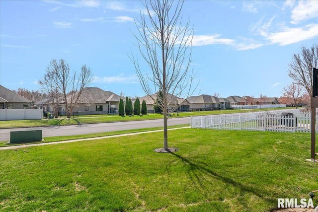 4090 Highbury Drive, Springfield, IL 62711