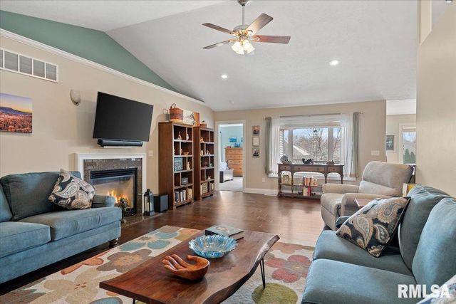 4090 Highbury Drive, Springfield, IL 62711