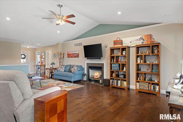 4090 Highbury Drive, Springfield, IL 62711