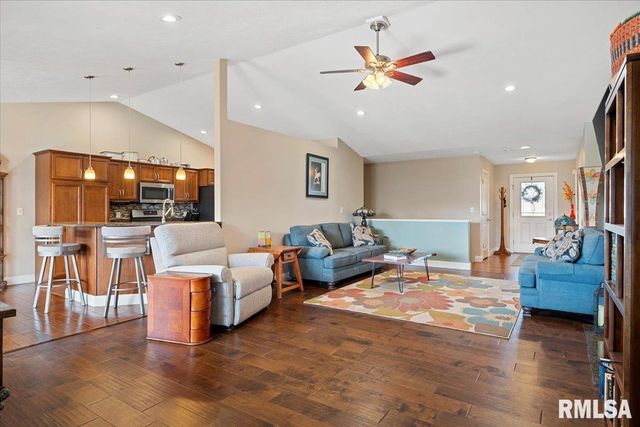 4090 Highbury Drive, Springfield, IL 62711