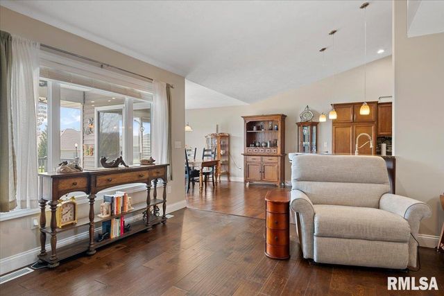 4090 Highbury Drive, Springfield, IL 62711