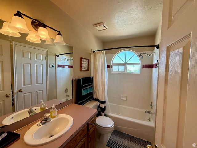 1146 N 3100 E, Layton, UT 84040