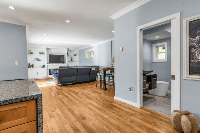 19 Baby Beach Rd, Groton, MA 01450