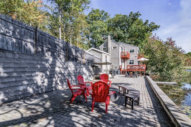 19 Baby Beach Rd, Groton, MA 01450