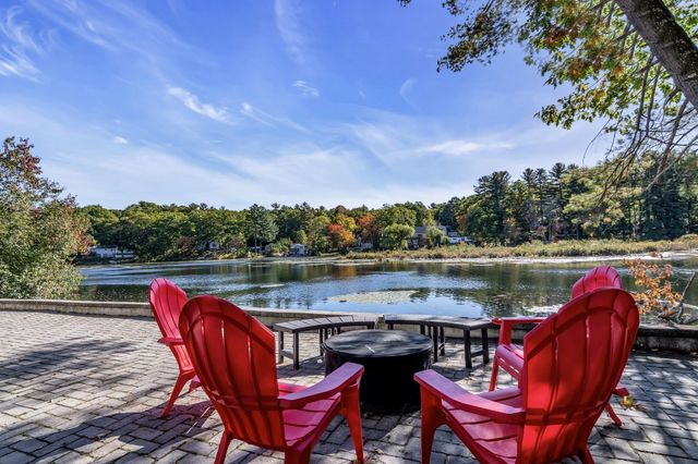 19 Baby Beach Rd, Groton, MA 01450