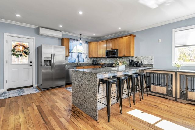 19 Baby Beach Rd, Groton, MA 01450