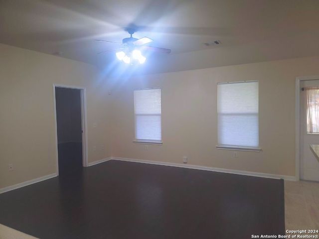 12610 COURSE VIEW DR, San Antonio, TX 78221