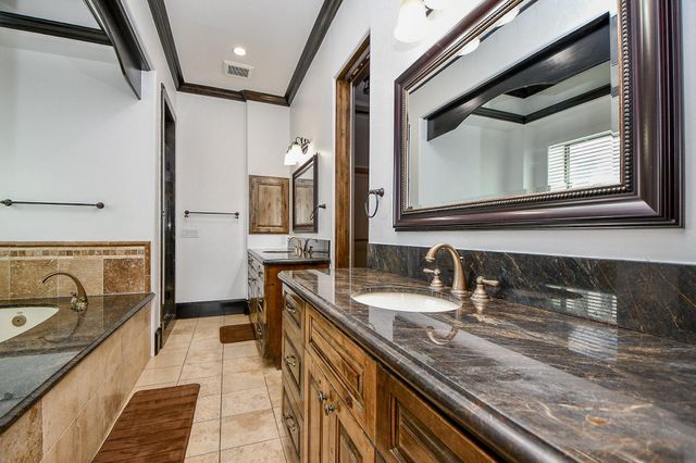 4119 Allen St, Houston, TX 77007