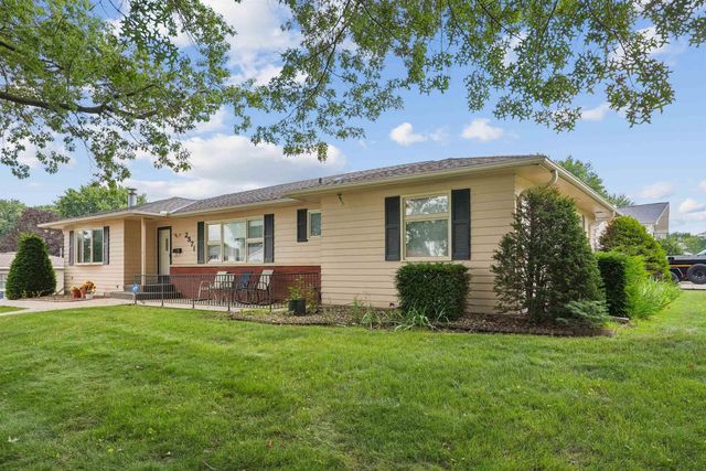 2571 Kate Street, Waterloo, IA 50701