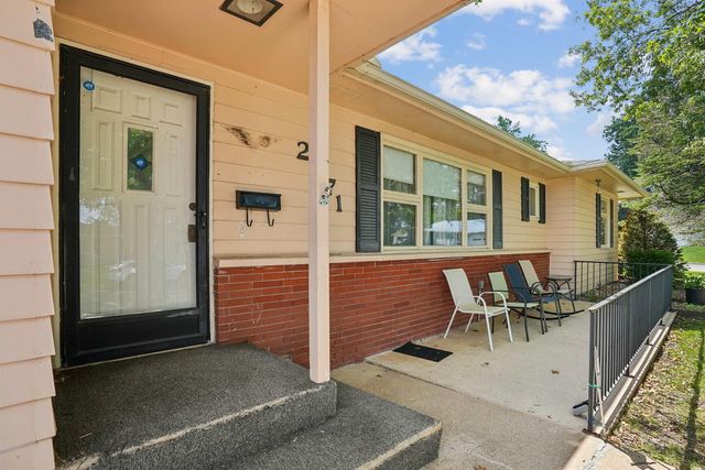2571 Kate Street, Waterloo, IA 50701
