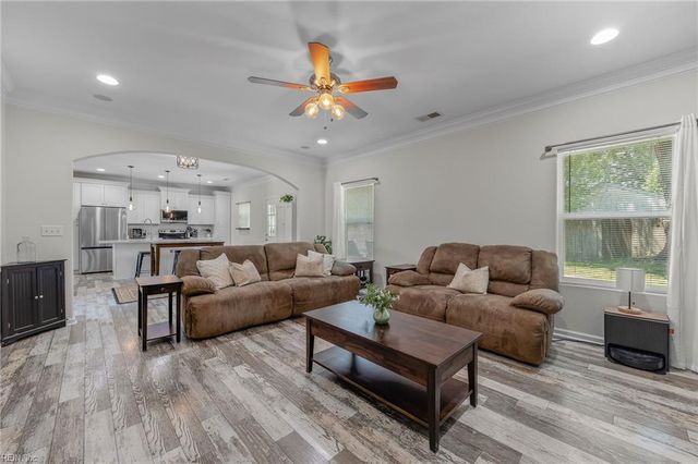 9601 Inlet RD, Norfolk, VA 23503