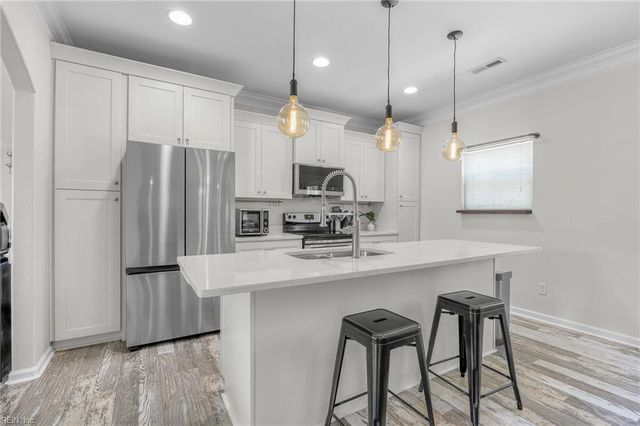 9601 Inlet RD, Norfolk, VA 23503