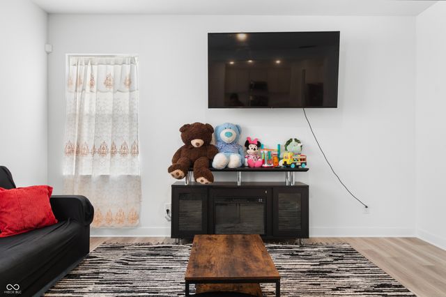 2766 Linwood Avenue, Greenwood, IN 46143