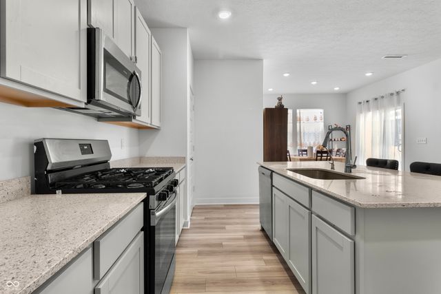 2766 Linwood Avenue, Greenwood, IN 46143