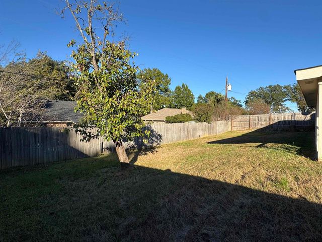 613 Carriage, Tyler, TX 75703