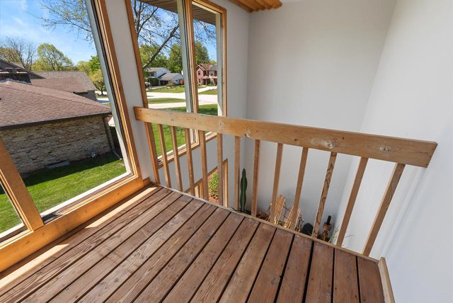 16478 Melody COURT, New Berlin, WI 53151