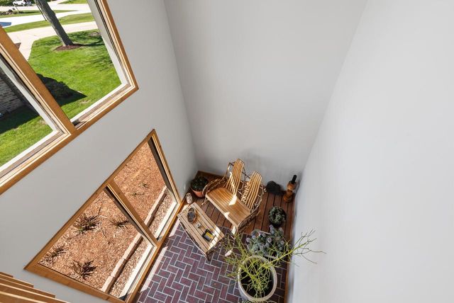 16478 Melody COURT, New Berlin, WI 53151