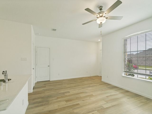 416 Ardsley Lane, Princeton, TX 75407