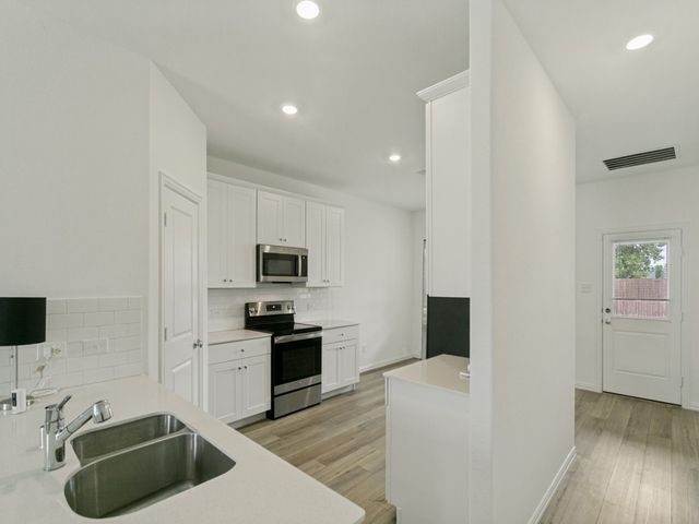 416 Ardsley Lane, Princeton, TX 75407