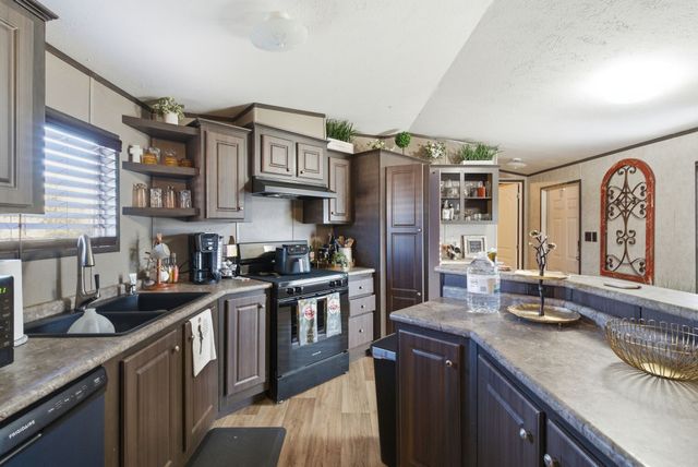 6109 Tin Top Highway, Granbury, TX 76048