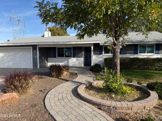 2214 E CONTESSA Circle, Mesa, AZ 85213