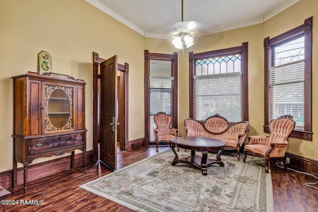 313 S Market Street, Opelousas, LA 70570