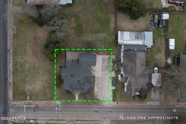 313 S Market Street, Opelousas, LA 70570