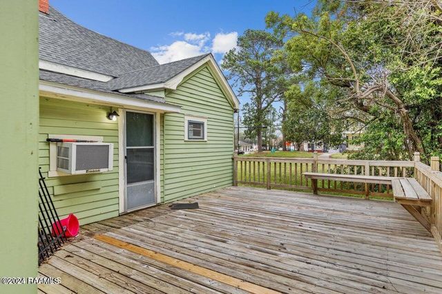 313 S Market Street, Opelousas, LA 70570