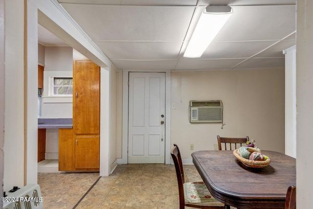 313 S Market Street, Opelousas, LA 70570