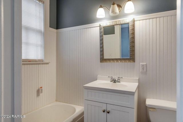 313 S Market Street, Opelousas, LA 70570