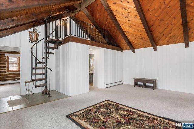 6 Partridge Trail, Kinnelon Borough, NJ 07405