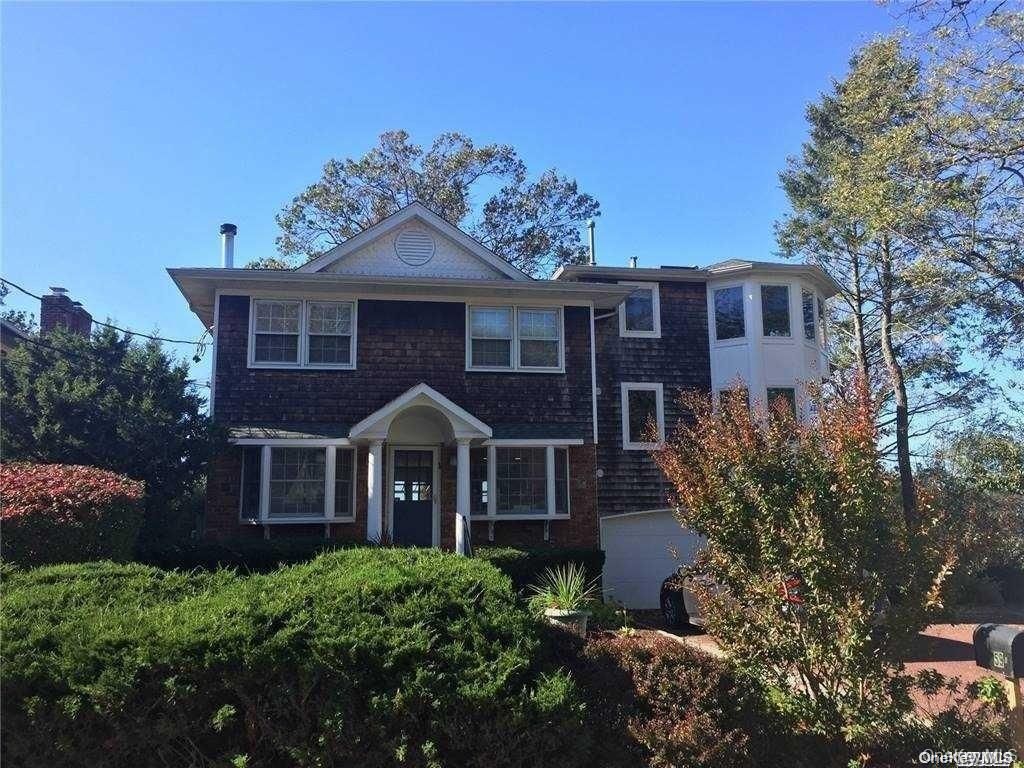 59 Sintsink Drive W B, Port Washington, NY 11050