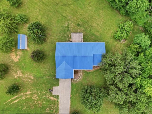 145 County Road 208, Athens, TN 37303