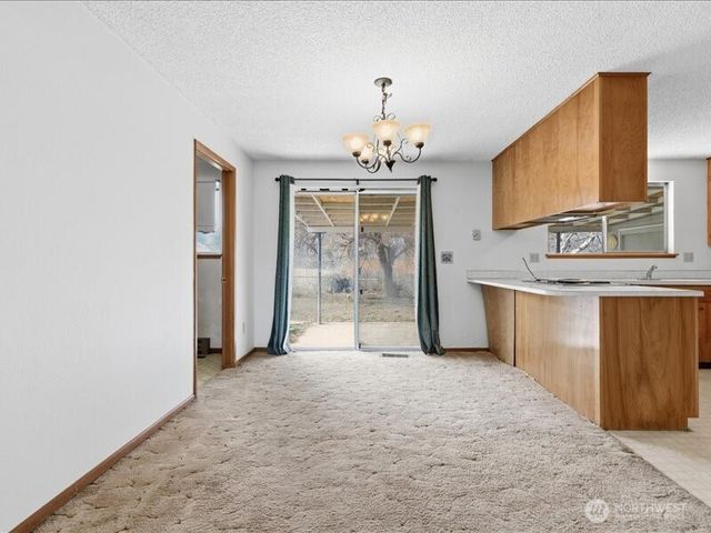 702 West Ridge Drive, Omak, WA 98841