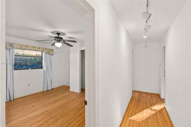 736 Alhambra Cir, Coral Gables, FL 33134