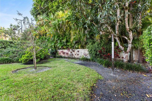 736 Alhambra Cir, Coral Gables, FL 33134