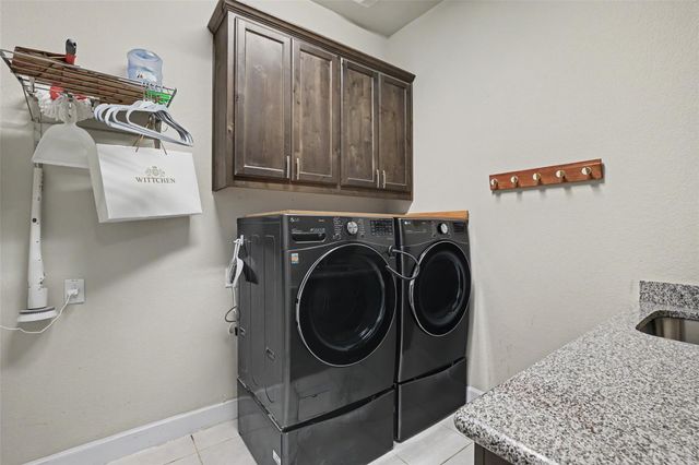 2304 Vaquero CV, Leander, TX 78641